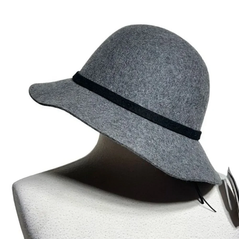 Scala NWT Grey Wool Felt Cloche Hat